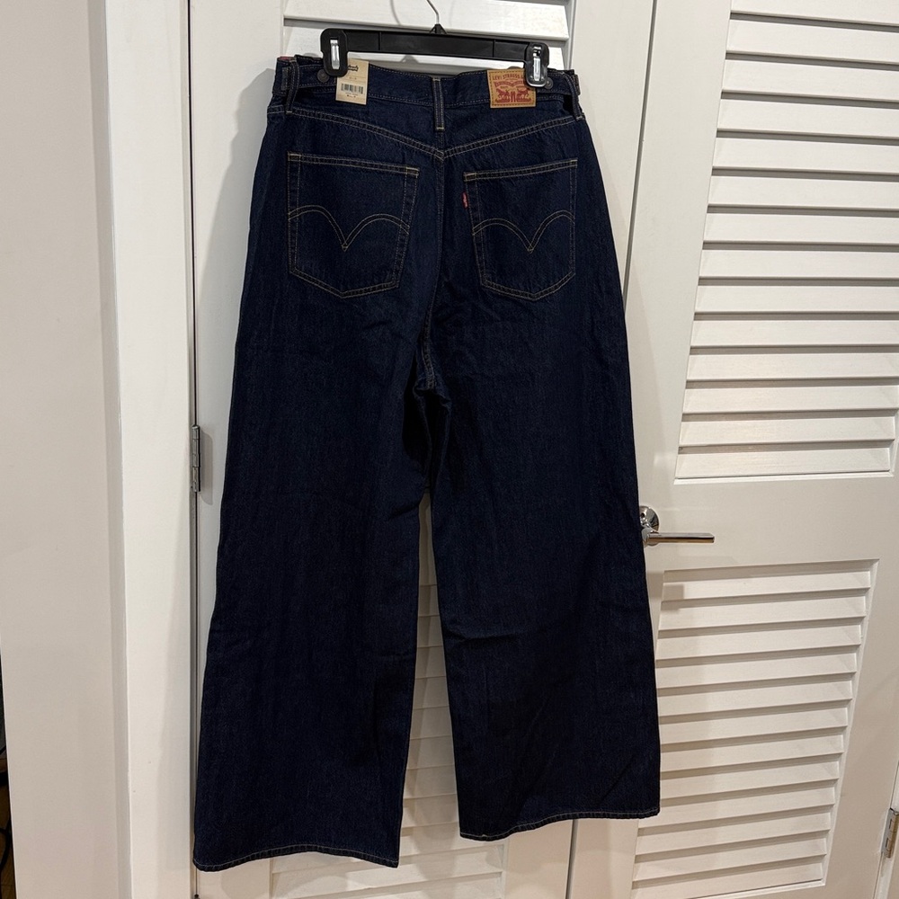 Levi's Cinch Waist Women’s Jeans - Picture 3 of 5